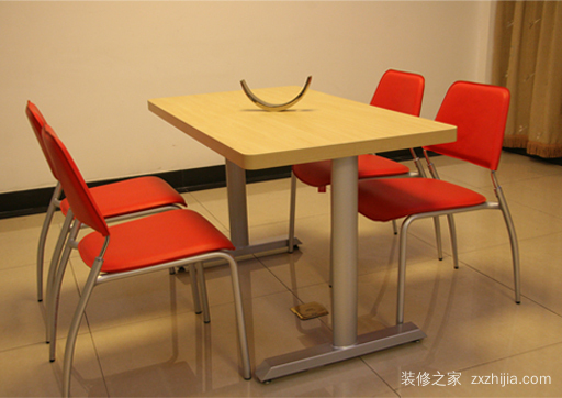 快餐桌厂家有哪些快餐桌的材质分类