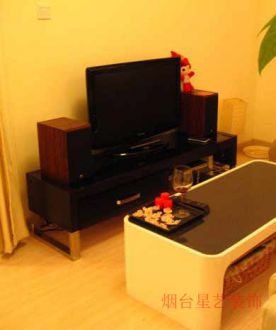 樺林頤和苑現(xiàn)代簡約客廳效果圖
