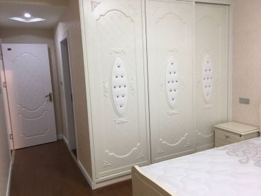 荷湖星城現(xiàn)代簡約臥室效果圖