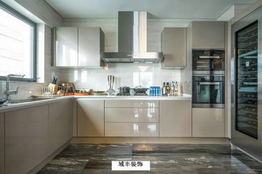 華潤凱旋門現(xiàn)代簡約廚房效果圖