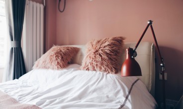 潘家園南里現(xiàn)代簡約臥室效果圖