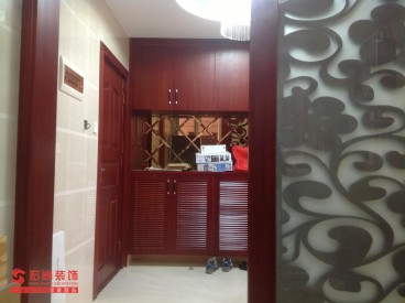 湖景名居中式客廳效果圖