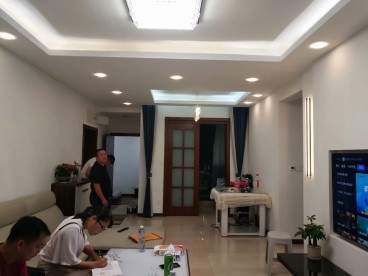 熙山郡現(xiàn)代簡約客廳效果圖