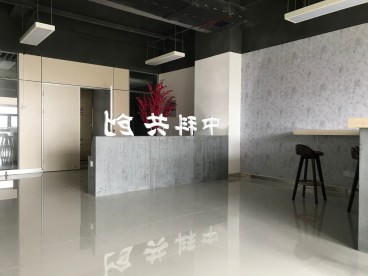 創(chuàng)新大道與望江西路交叉口工業(yè)風效果圖