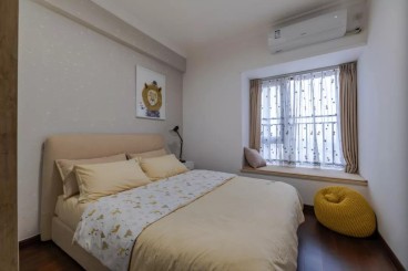 綠都湖濱花園現(xiàn)代簡約臥室效果圖