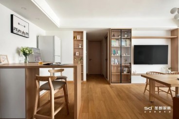 89㎡治愈系暖宅，客廳多功能、餐廳設(shè)吧臺(tái)，兩人一貓的理想生活！北歐玄關(guān)效果圖