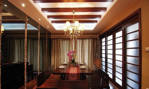 中式風(fēng)格餐廳吊頂裝修效果圖