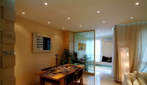 家裝餐廳屏風(fēng)隔斷裝修效果圖