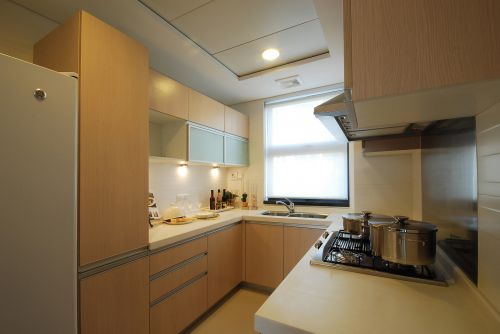 簡歐風格三居室廚房櫥柜裝修效果圖欣賞
