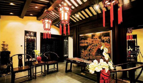 黑色質(zhì)感中式風(fēng)客廳美圖欣賞