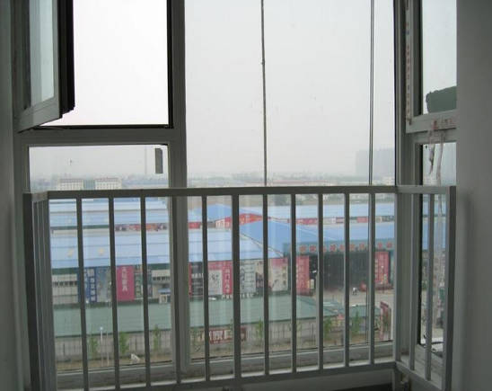防护栏