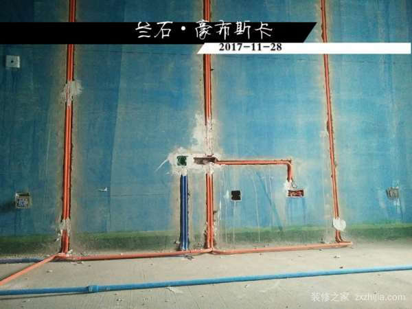 装修过程中水电路改造走顶好还是走地好