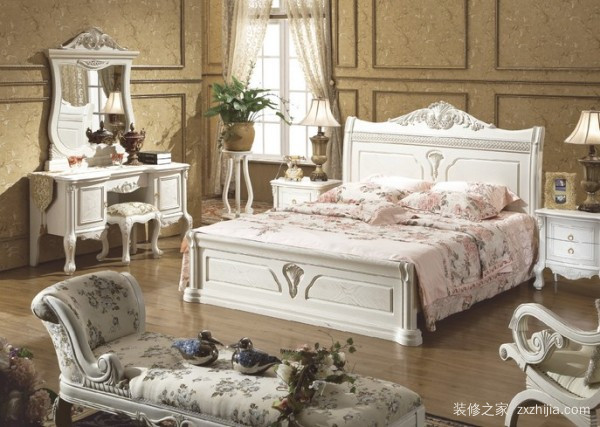 买古典家具的方法是什么  古典家具品牌 第2张