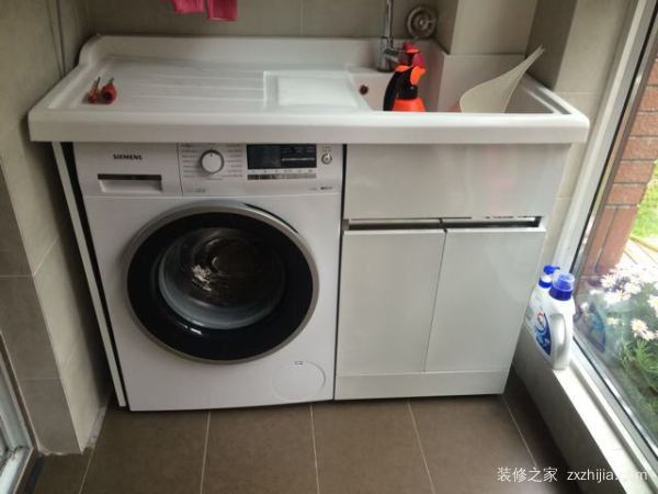 阳台洗衣柜尺寸 阳台洗衣柜挑选的要点  第1张