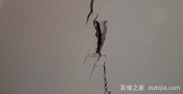 墙面裂缝是怎么回事,墙面裂缝需要注意什么?