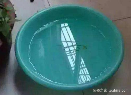 空调屋里面需要加一些水吗?别再拿健康换凉爽!