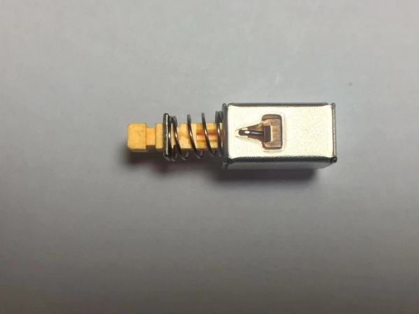 自锁开关