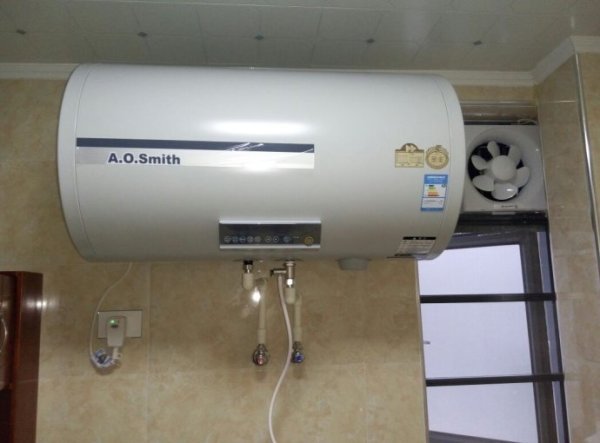 速热热水器