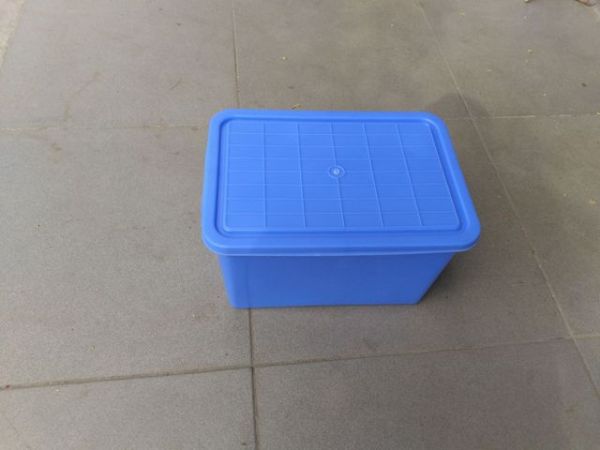 塑料收纳箱