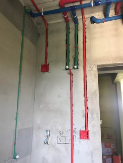 云峰原著11#孙府施工现场-水电