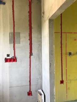 云峰原著11#孙府施工现场-水电