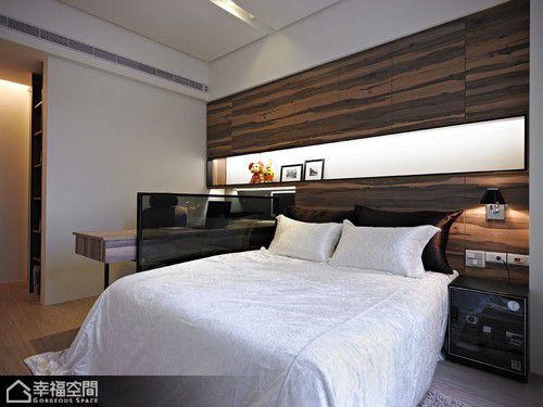 兩戶(hù)打通出綠意簡(jiǎn)約生活