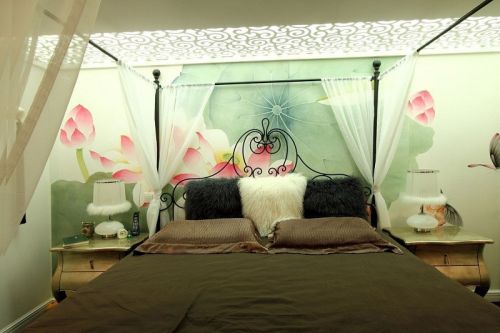 家中欣賞荷塘月色 美貌清新荷花小屋