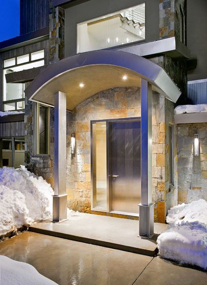 雪地里的美麗小屋